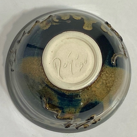 Studio Art Pottery Navy Blue Brown Glossy Textured Glazed Bowl 5.75” x 3” Signed - Picture 16 of 16